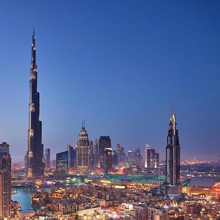 Dxb Hostel Near Adcb Metro Station Dubai Bagian luar foto
